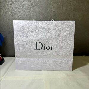 Dior shopping bag